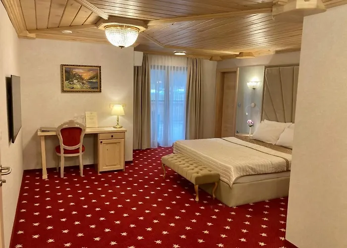 فندق Planinka 4*