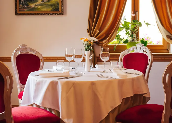 Planinka فندق 4*